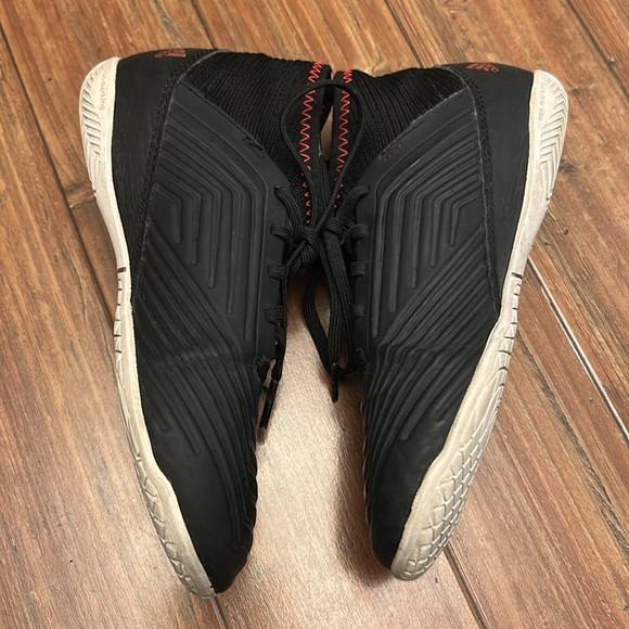 Adidas kids predator white -core black boots for boys wear it just few times - Picture 4 of 8